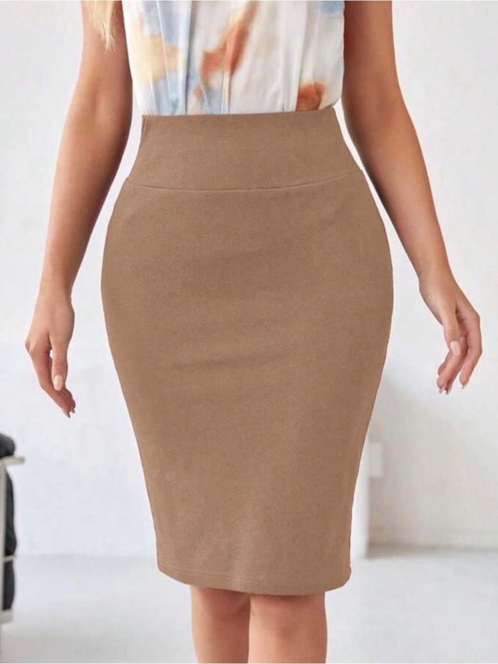 High-Waist Tan Pencil Skirt - Sleek Women's Office Skirt